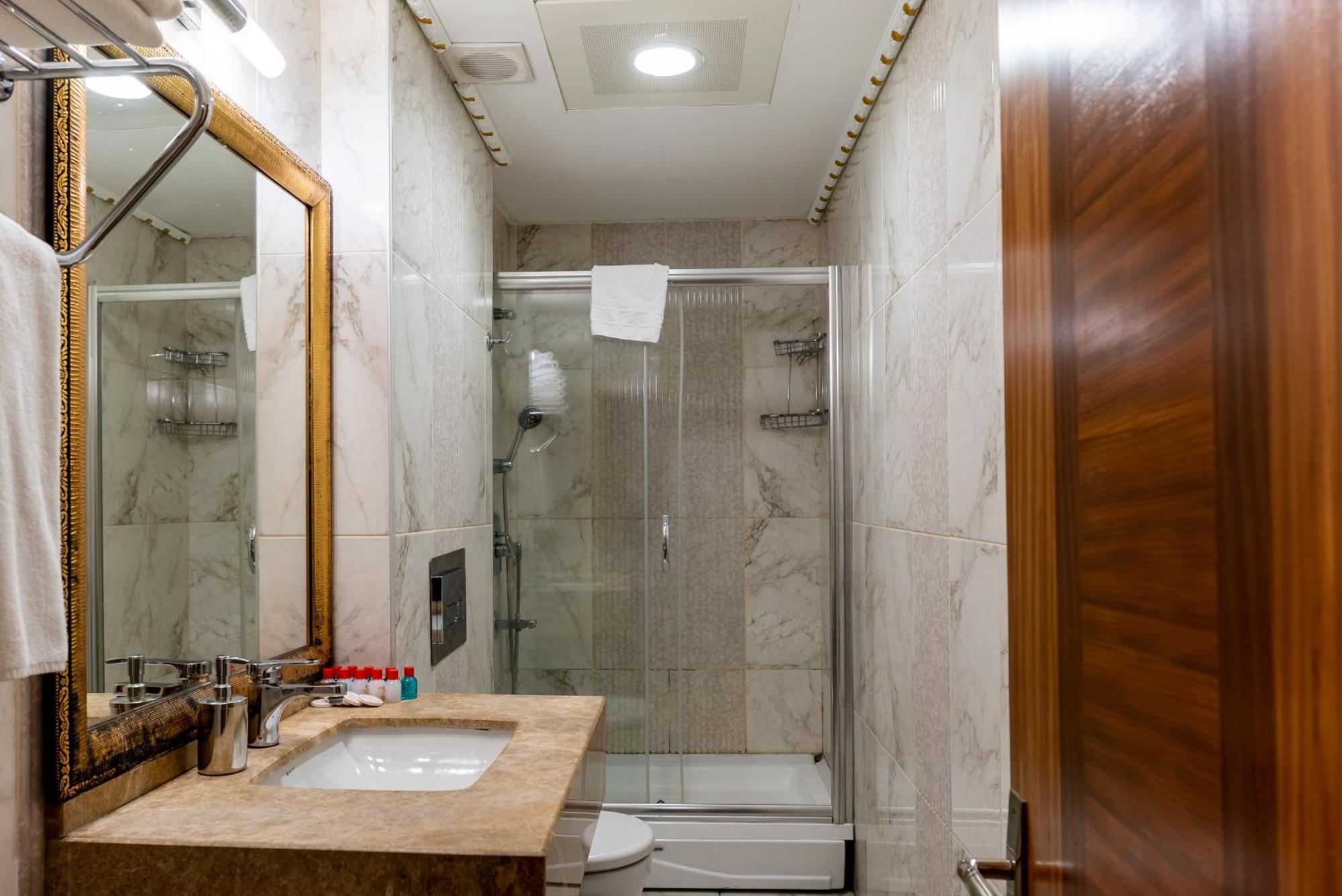 Grand Karot Hotel Yalova  Bagian luar foto